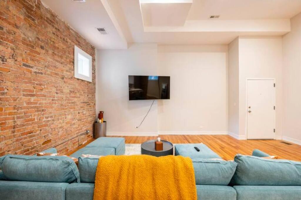 Luxurious Downtown 3 Bed 2 Bth Apartment Chicago Exterior photo